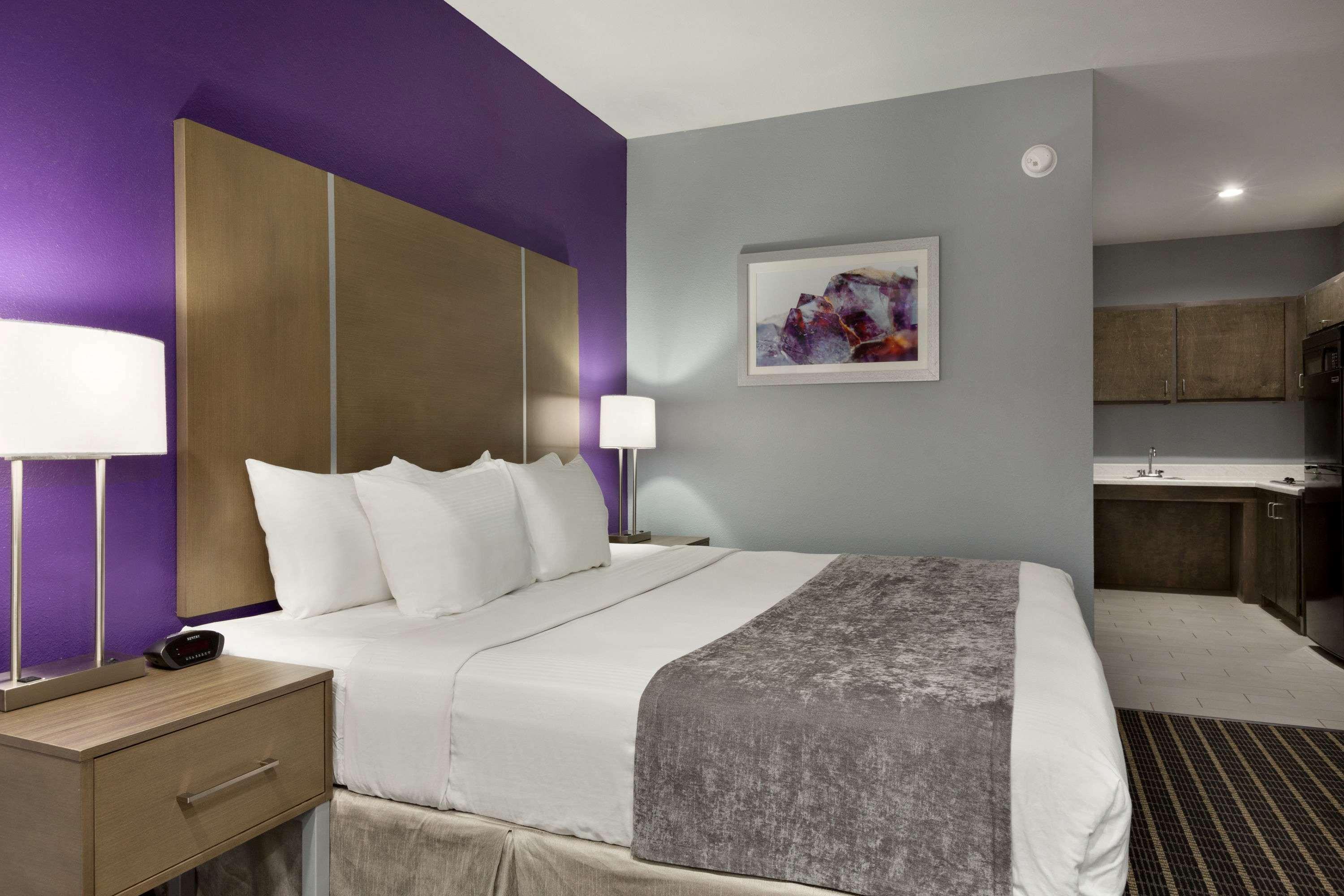Hotel Days By Wyndham Odessa